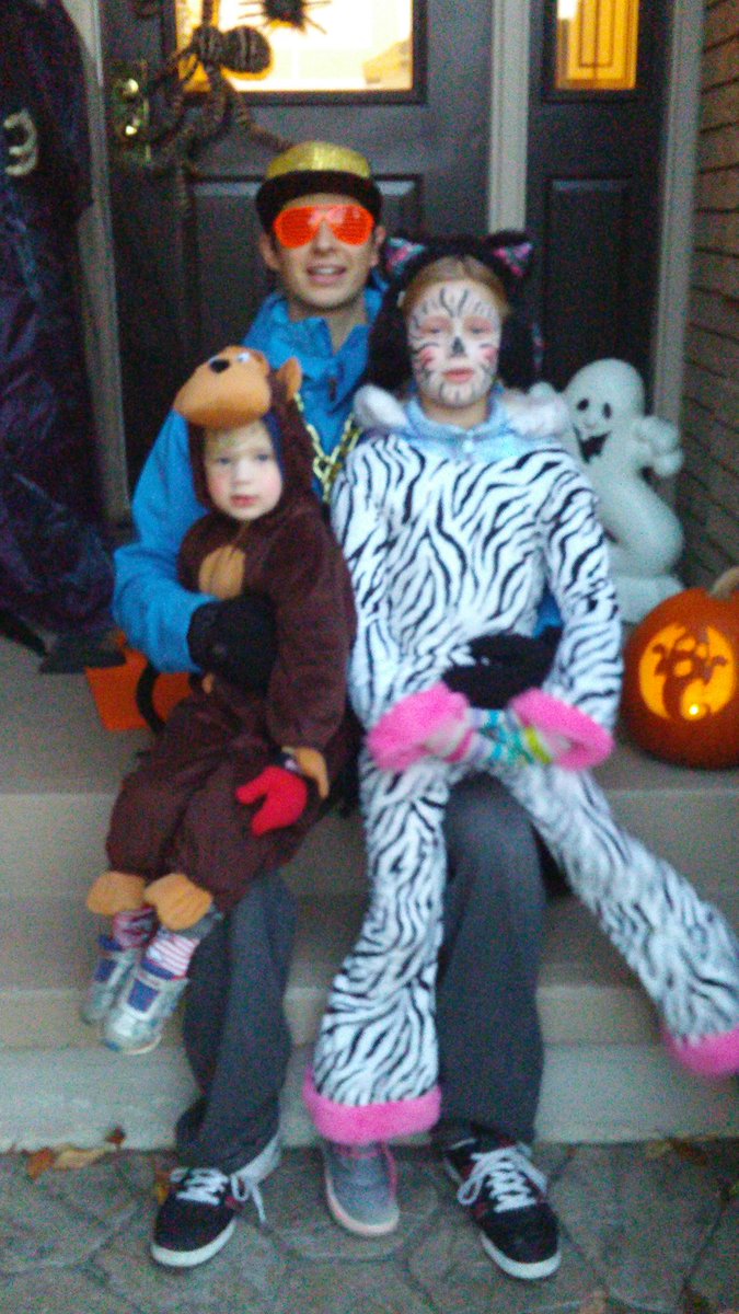 YesDPPS's tweet image. Happy Halloween