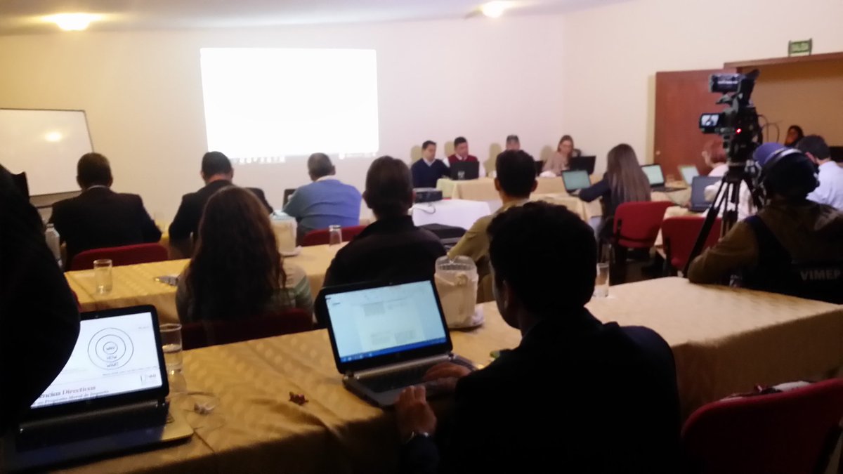 cienciasunad's tweet photo. #CienciasBasicasUNAD presente en encuentro de lideres unadistas 2016 https://t.co/Roha4kazbD