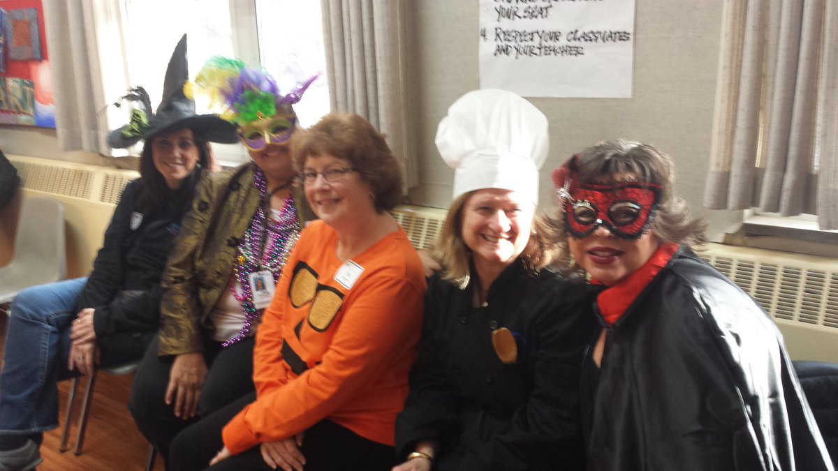 Patboquist (@patboquist1) on Twitter photo The team is ready for action at the children of peace school reverse trick or treating <a href="/weareunited/">We Are United</a> # givingbacktothecommunity The team is ready for action at the children of peace school reverse trick or treating <a href="/weareunited/">We Are United</a> # givingbacktothecommunity