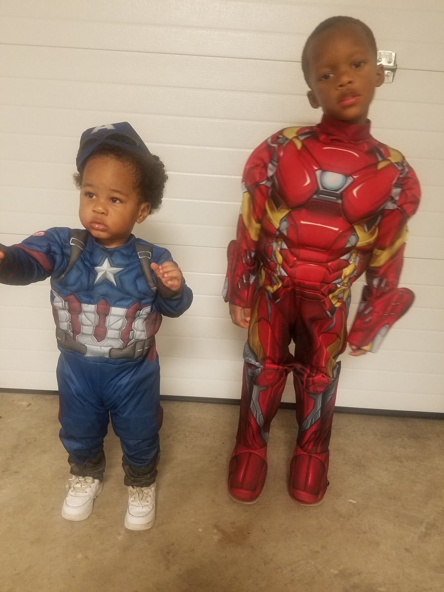Yf_DC's tweet photo. #Avengers Capt Mase &amp; Iron Don https://t.co/KmqQSmHHO9