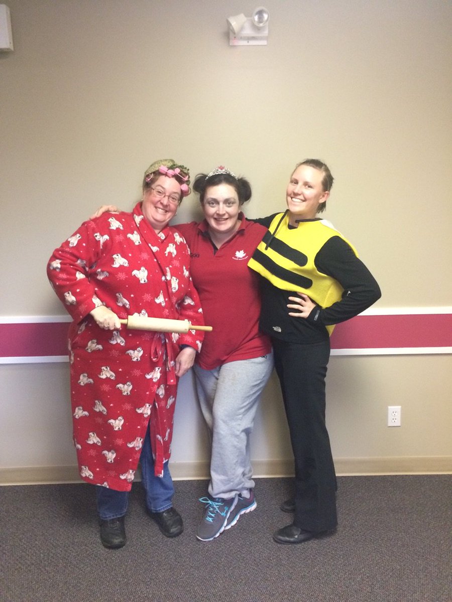NNDSOIS's tweet photo. Happy Halloween from Nurse Next Door Saanich!!! https://t.co/uSfA2dBw3N