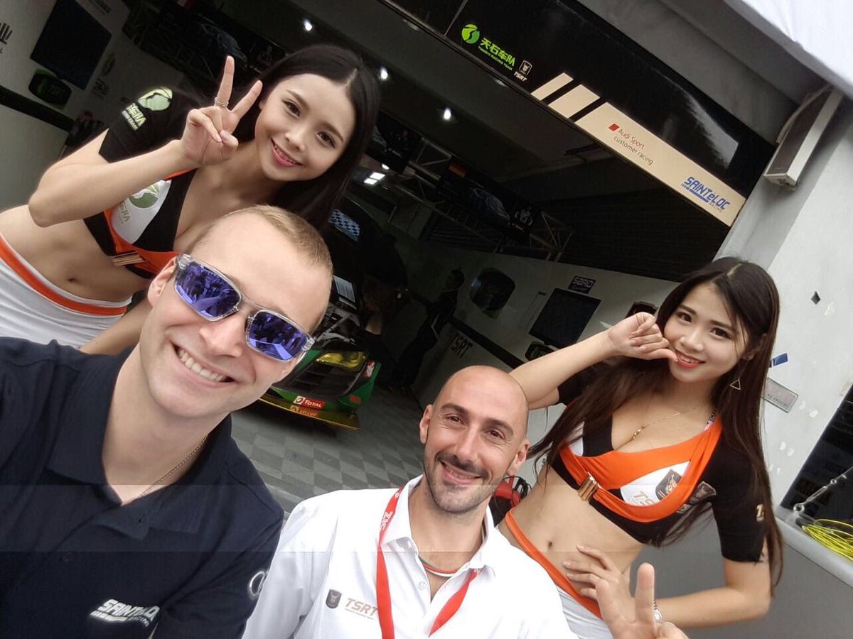 WiserMax's tweet photo. Unfortunately our race is finished after 25 mins. Pity! Thanks to all the guys!@ChHaase @TeamSainteloc https://t.co/6WynQ66NpH