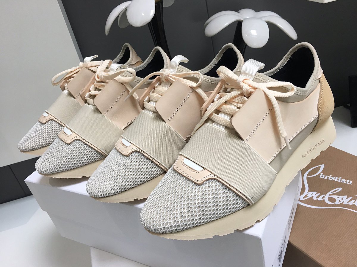 balenciaga cream runners