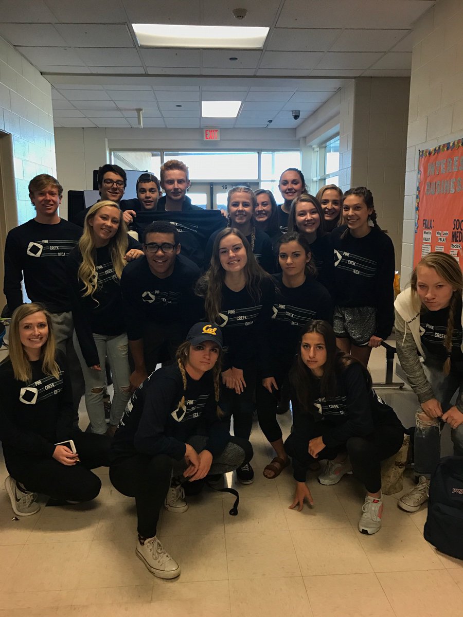 codeca_12's tweet photo. Huge shoutout to Pine Creek Deca for rocking their monochrome Monday wear! https://t.co/JXj0CpzSgo