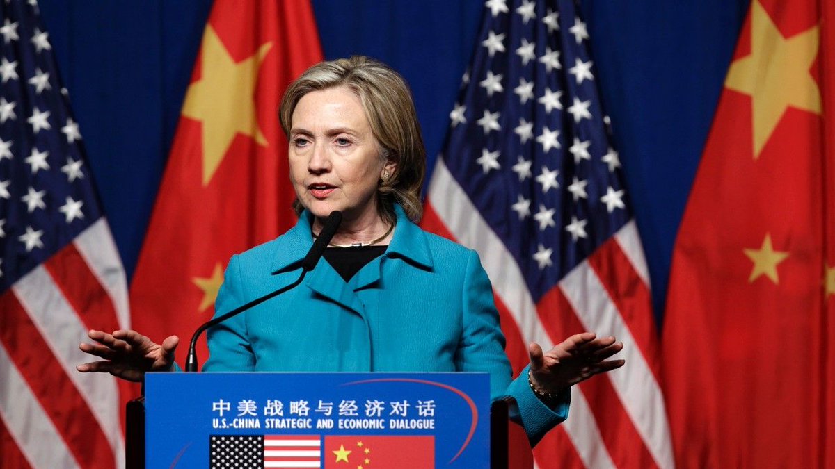 Clinton aide left classified info in China hotel 2010