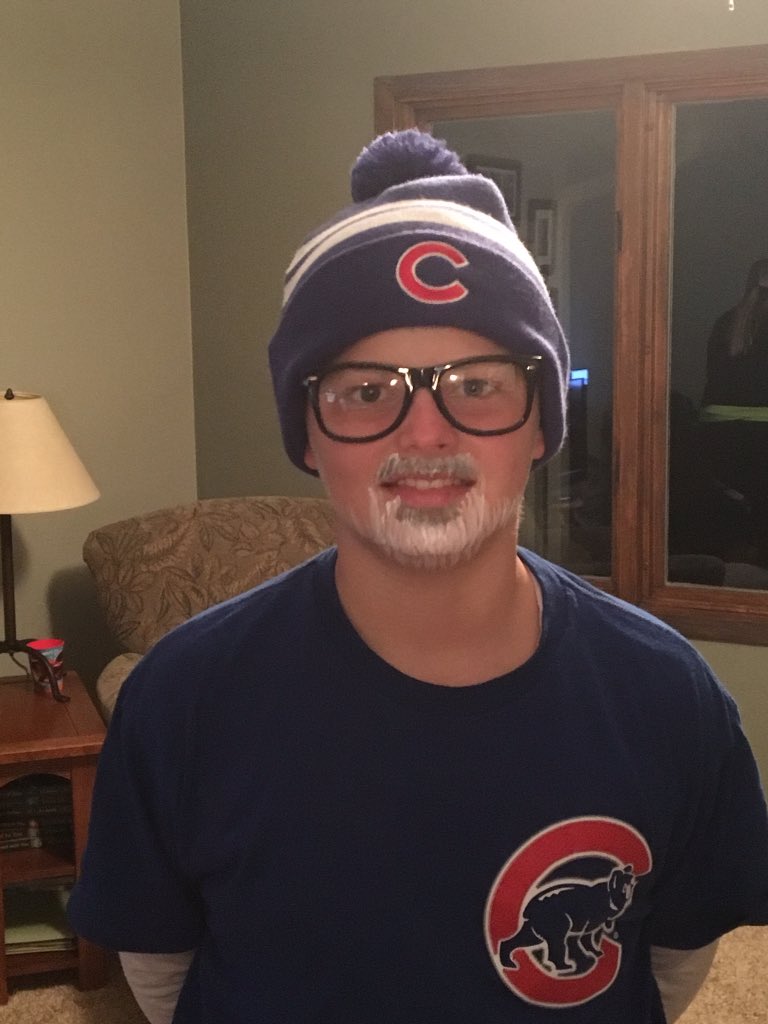 1GR8Putt's tweet photo. @Cubs costume of the year!
#joemaddon #GoCubsGo #MOY2016 https://t.co/jjxdVTzbDS