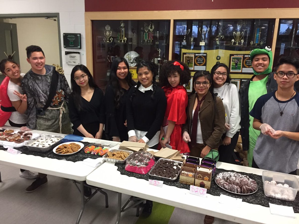 GCCIYamis's tweet photo. From the bottom of our hearts, we thank everyone who supported our bake sale and helping us reduce stigma within the school. 💚 #YAMIS https://t.co/rMHe3C7es8