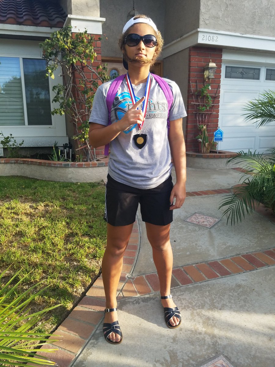 anique_carter's tweet photo. Happy Halloween track nation from @realcoachgreen to you. 🎃💯🏃 https://t.co/GC7MKoX6KX