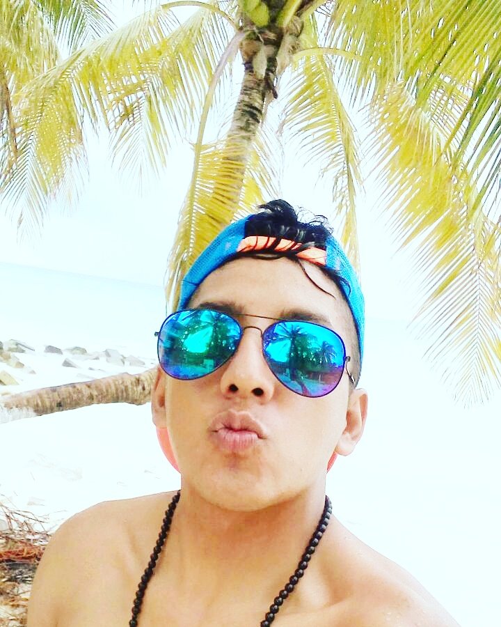 Rosalio_26's tweet photo. I love 😘 Cancun !! 🇲🇽 🌴 😁 https://t.co/474ZcRh83e