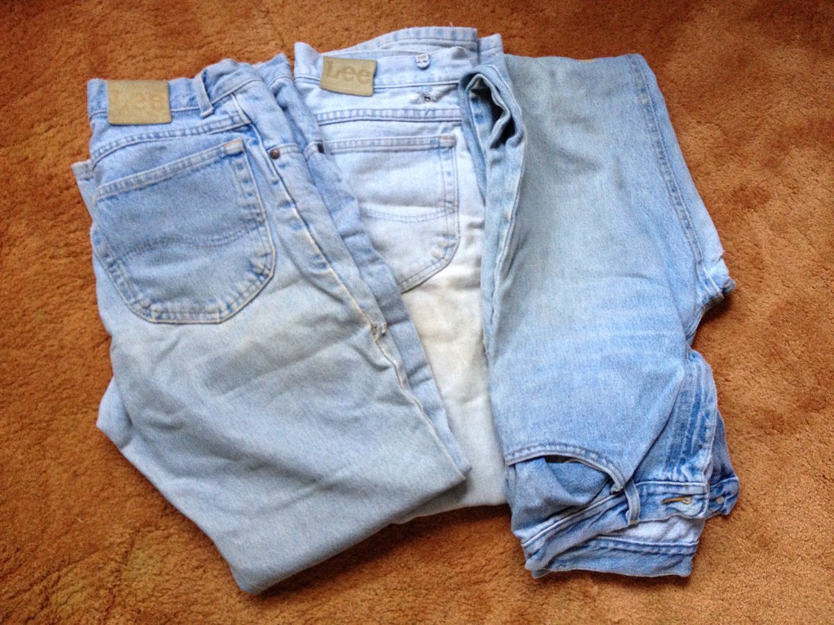 annimae9's tweet photo. 3 Pair Lee Blue Jeans, Lot No 1, Slim Size, Stonewashed, PreShrunk, VERY Worn #jeanpurses https://t.co/FVWZ9SqEUD https://t.co/dMSbxiuVex