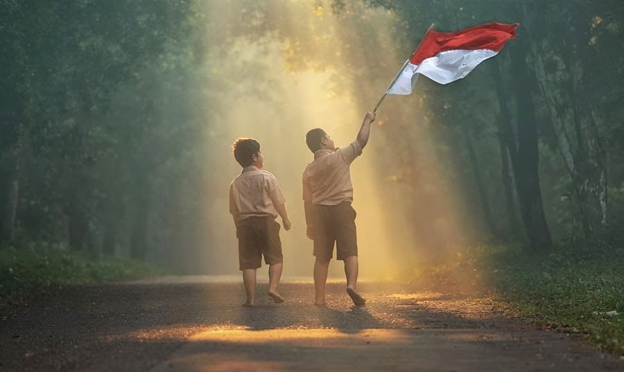 INDONESIAinLOVE's tweet photo. Bulan November adalah bulan para pahlawan. Jadilah pahlawan buat diri sendiri, keluarga dan lingkungan. #NovemberWish https://t.co/MQqAE1Nfgv