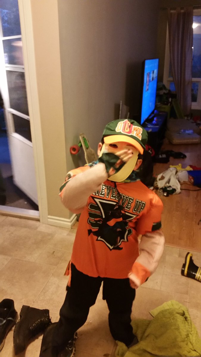 jenwinder77's tweet photo. @JohnCena #cantseehim https://t.co/l4GhScOxLT