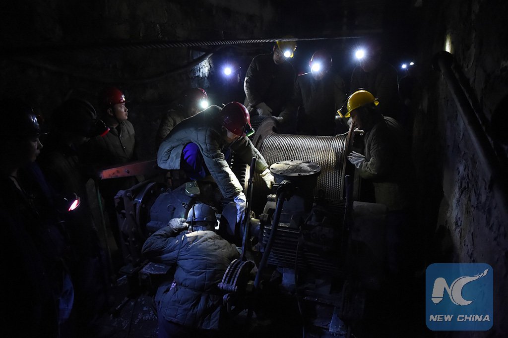У Китаї на шахті стався вибух: 13 людей загинули, 20 - під завалами - фото 3