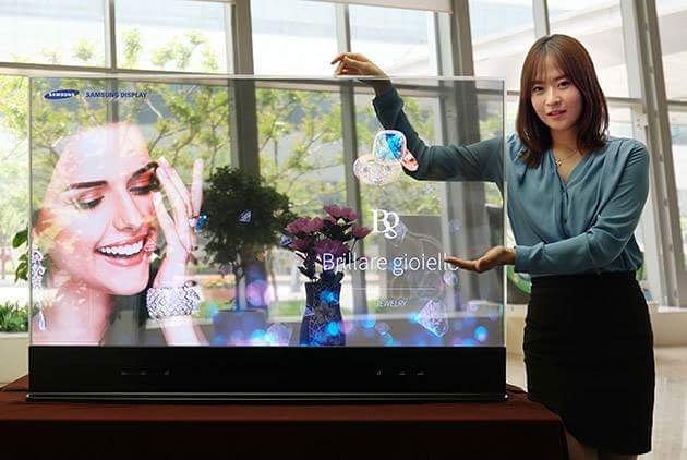 AntiagencyMx's tweet image. @Samsung presentó el nuevo #MirrorDisplay, su nueva pantalla con espejo integrado especial para negocios...¿qué les parece? #Innovacion