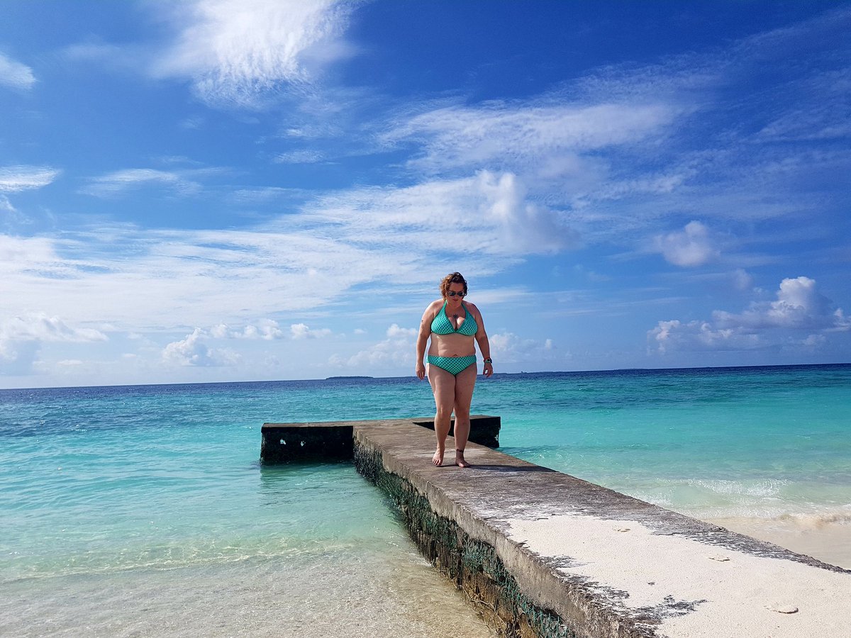 Bikini confidence in just 2.5 months with <a href="/TFitnessProject/">PT & FitnessHub</a> on holiday thanks to <a href="/Julestravel/">Julie Croucher - Travel with Jules</a> #Fathlete #maldives #trainhard #reaprewards