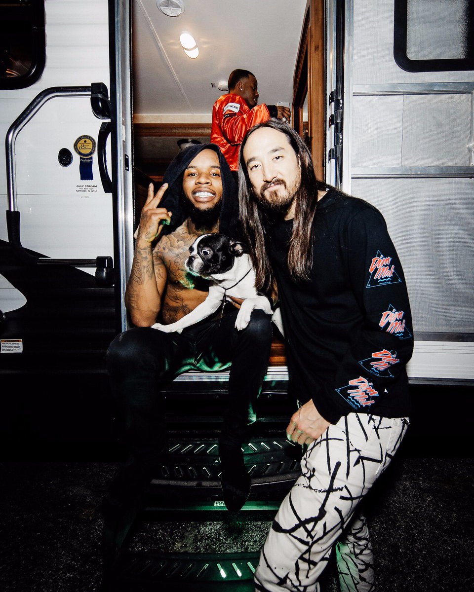 ☃️🐶☃️ https://t.co/e9UAIVZVfM