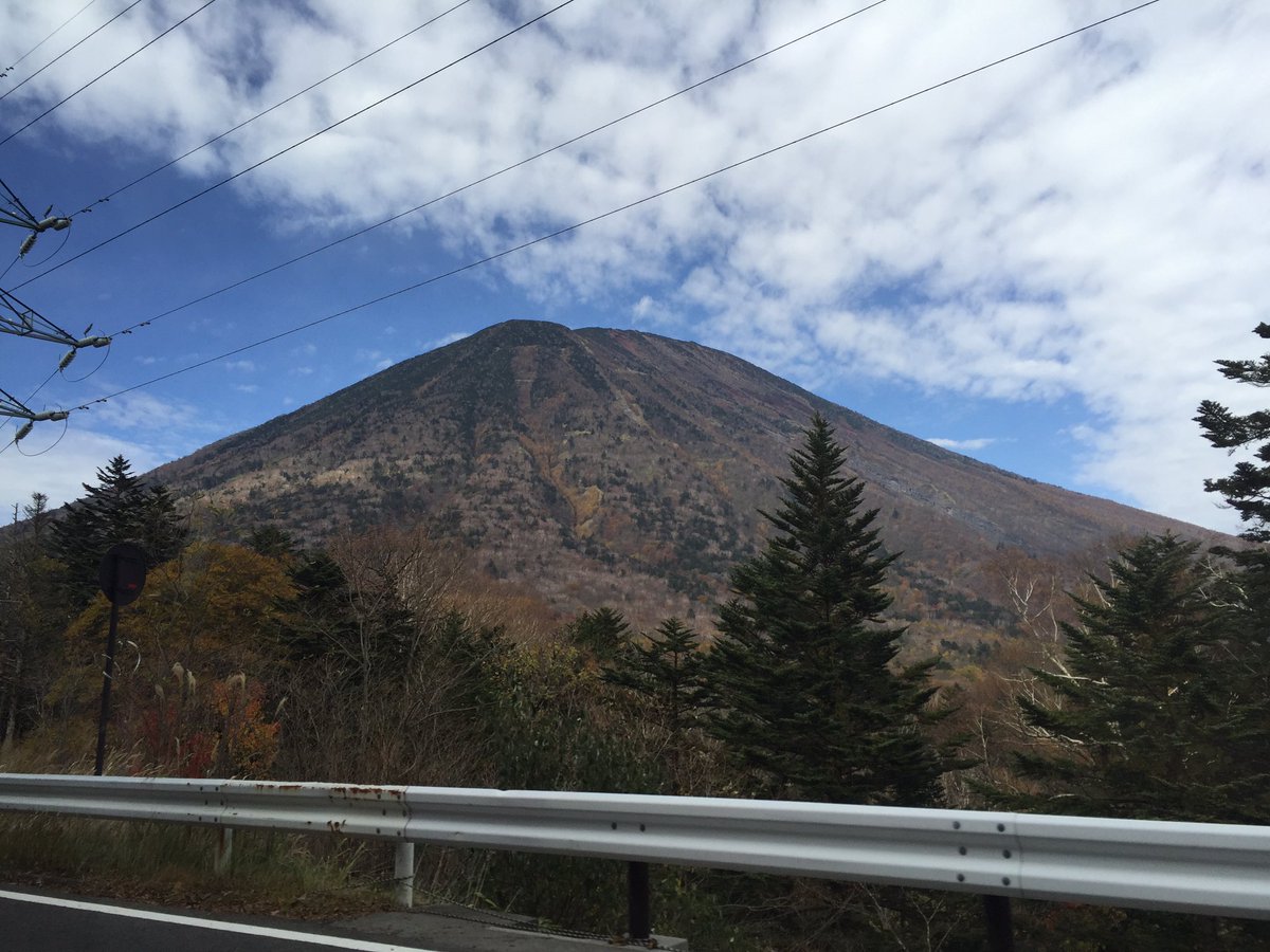 0513Fyuki's tweet photo. 昨日は約10年ぶりに日光行ってきたー！紅葉がとても綺麗でした。淳運転おつかれさま♪( ´▽｀) https://t.co/8nxaSkLAZe