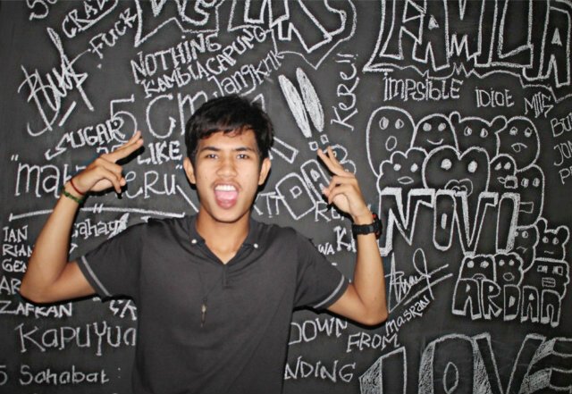 lanter221's tweet image. Kamar hitam