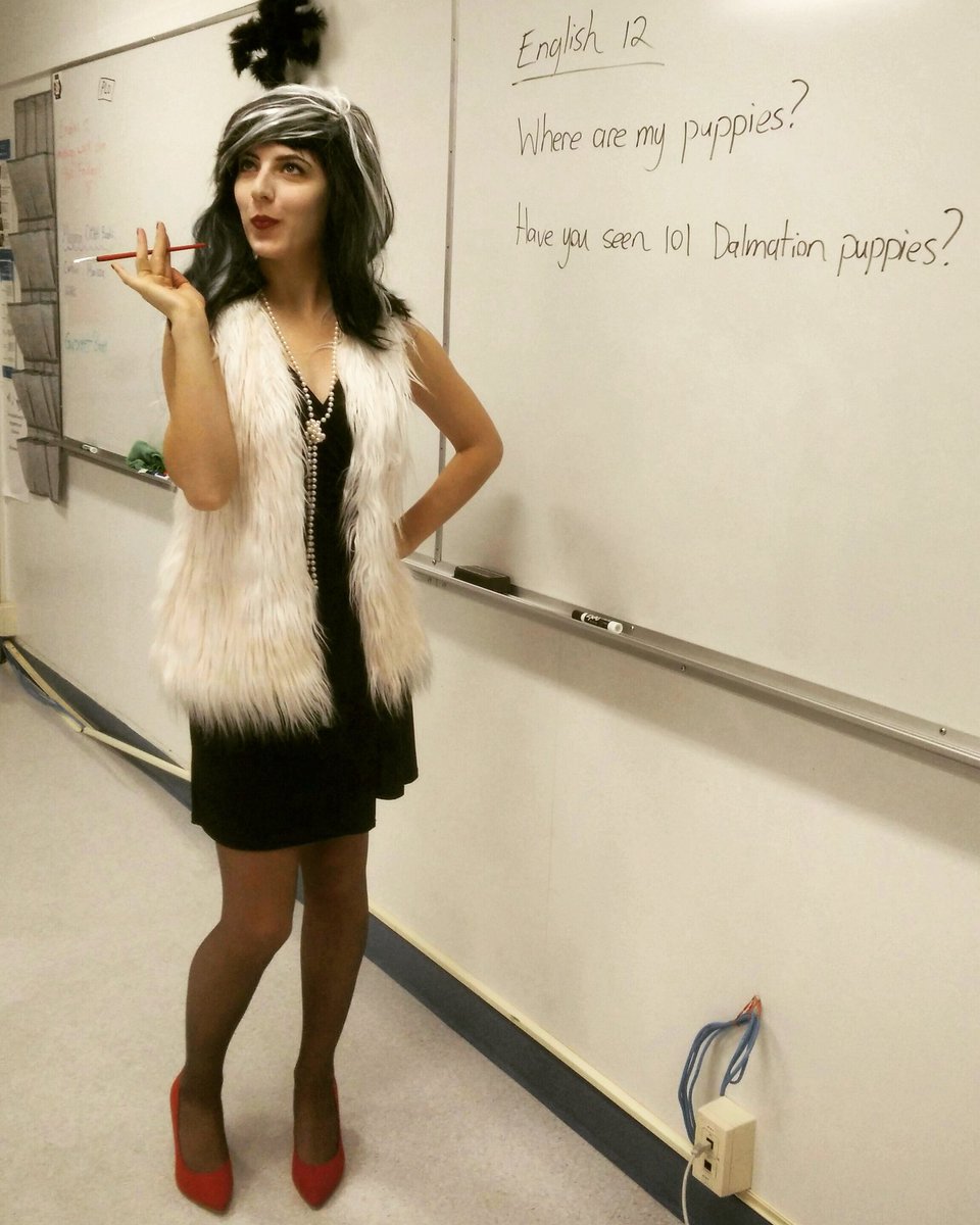 Ms Zaron tweet media