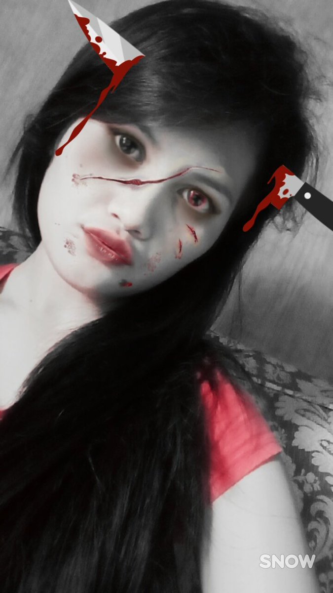 LyzelLunar's tweet photo. #HappyHalloween https://t.co/U8qKSpyVLp