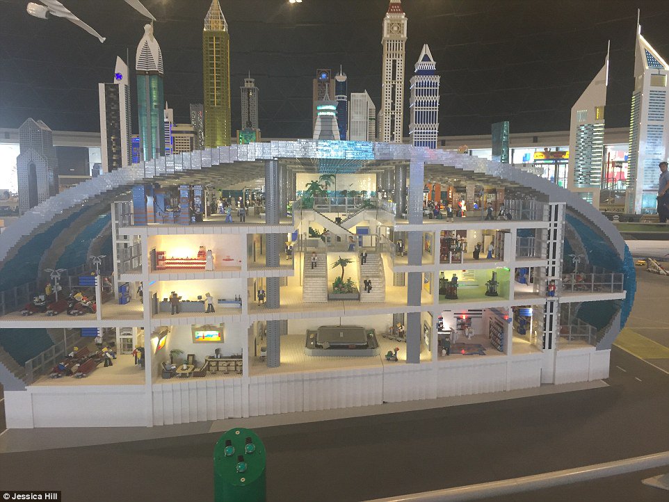 DubaiDET's tweet photo. .@MailOnline: The Middle East's first Legoland park, made out of 60 million bricks, opens in Dubai https://t.co/hrnmEZWUuD https://t.co/xTTdnwmbw5