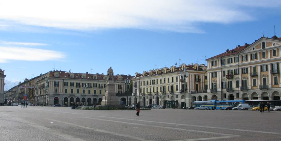 Dal <a href="/ComunediCuneo/">comunedicuneo</a>  gli #Itinerari per il #Piemonte!
Nella terra del #Vino e dei #Tartufi!
goo.gl/0fDNDJ