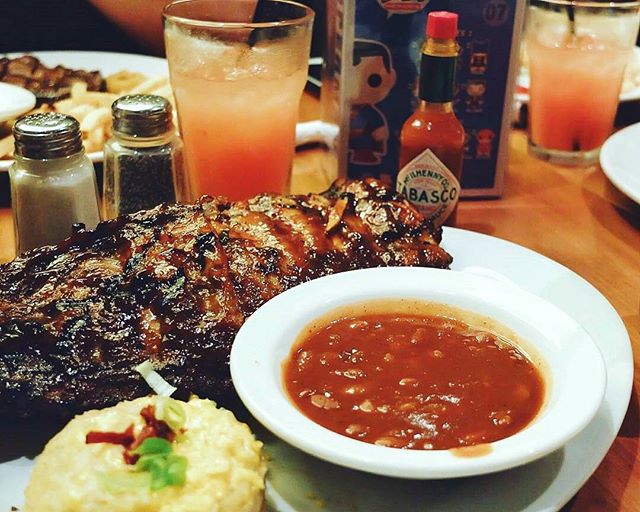 Perfection is having dinner at Tony Roma's Maxx Box Lippo Village and order this delicious pork ribs❤