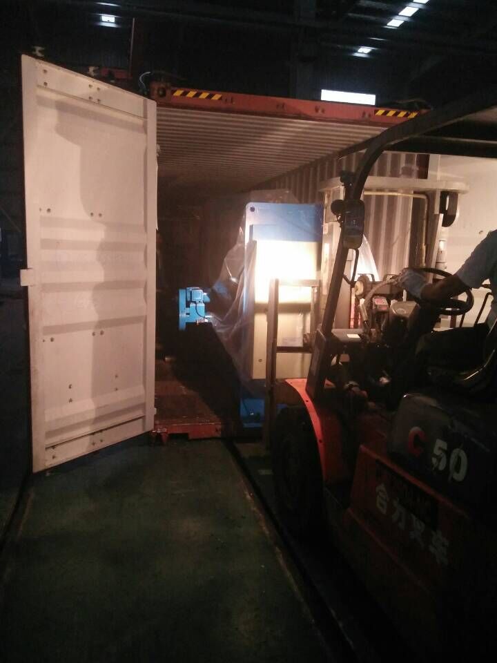 press brake 100T/3200mm(E21)controller and guillotine shearing 6*3200mm were sent to Thailand.