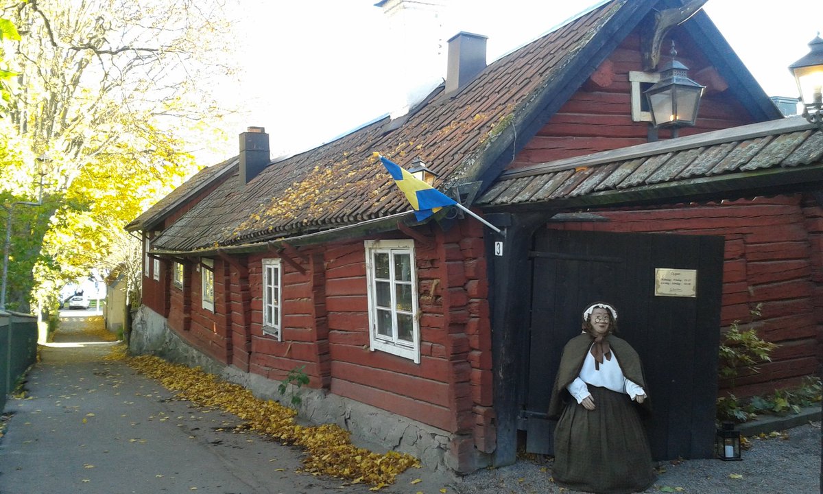 djub286's tweet photo. So a #cute #house in #sigtuna #sweden here you can #drink some #coffee or #eat something https://t.co/g1XLNFVSHp