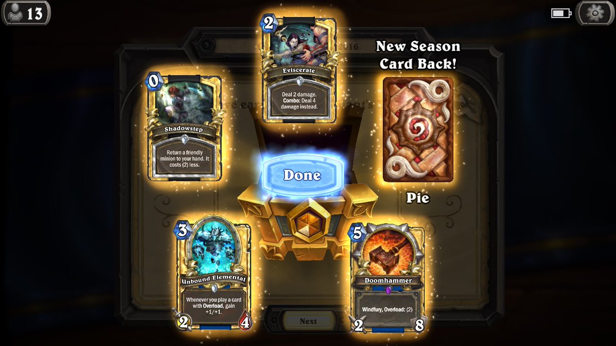 blisterguy's tweet photo. #Hearthstone #RankedRewards for October. Best cardback! https://t.co/G2MhfbLzlc