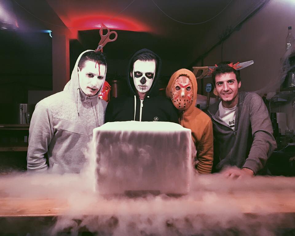 Halloween Party is over ! Merci à tous vous étiez nombreux ce soir et vendredi pour découvrir notre #PumpkinsDead et faire la fête avec nous