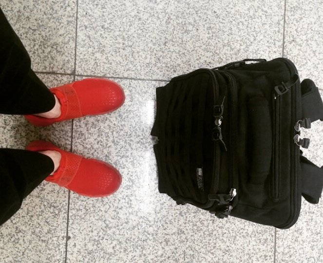 eshenagear's tweet photo. Black Kabul City Pack doesn't look bad with red does it? https://t.co/5T3h8HSaEg