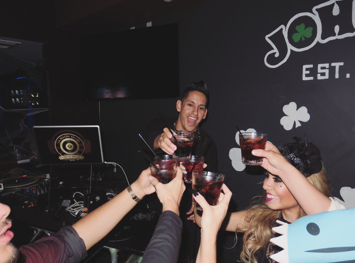 Way to close out this amazing Halloween weekend with friends &amp; <a href="/ChivasRegalUS/">Chivas Regal US</a> #LaNocheChivas #ChivasDJ #Chivas