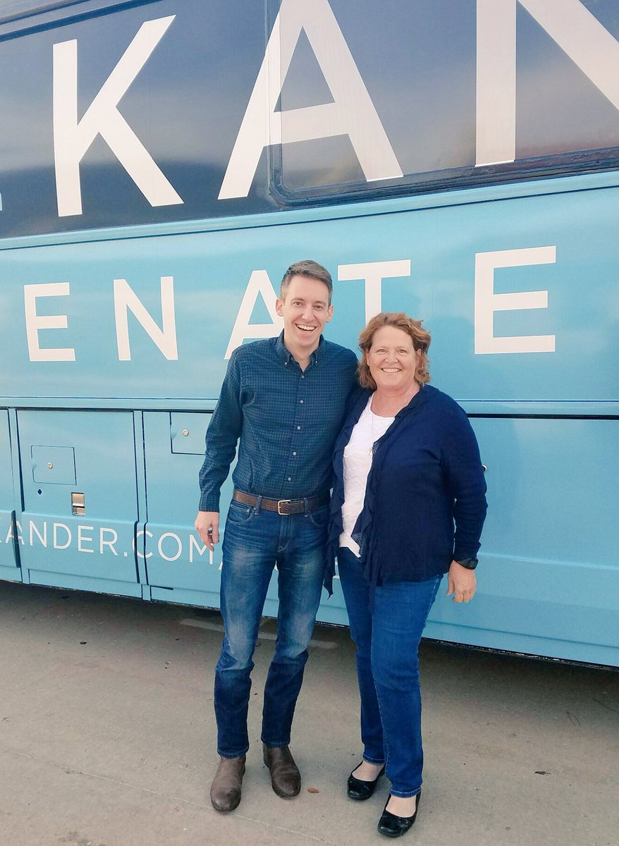 HeidiHeitkamp's tweet photo. Excited to be in Missouri on @JasonKander's bus tour today! #mosen https://t.co/Qjlm98ayv7