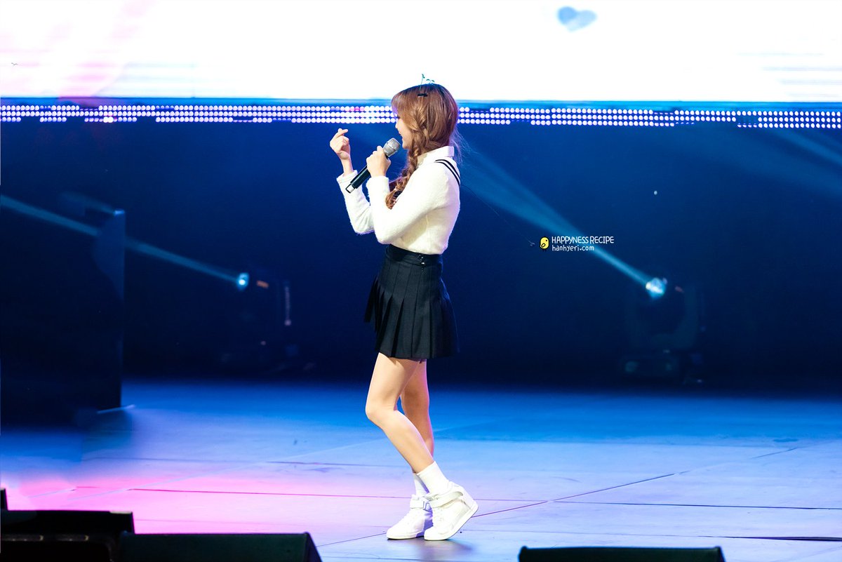 Hanhyeri_com's tweet photo. 161101 드림락서
#ibi #아이비아이 #한혜리
@officialomzm https://t.co/W8KCIxBoBA