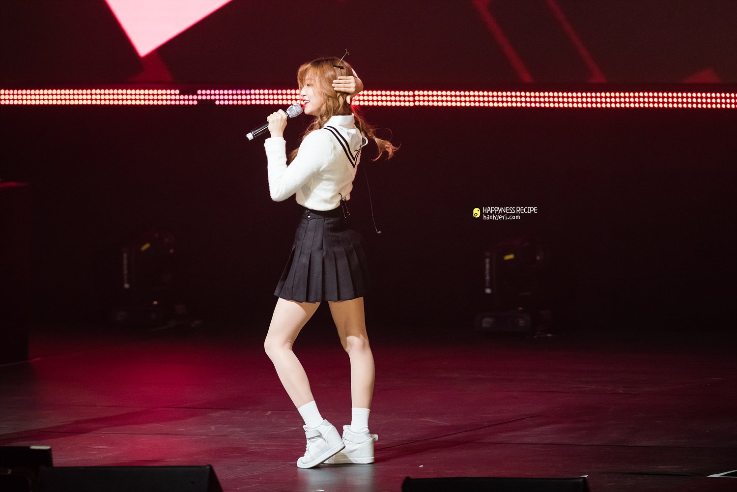 CwLAdvVUMAA_8v3.jpg:orig