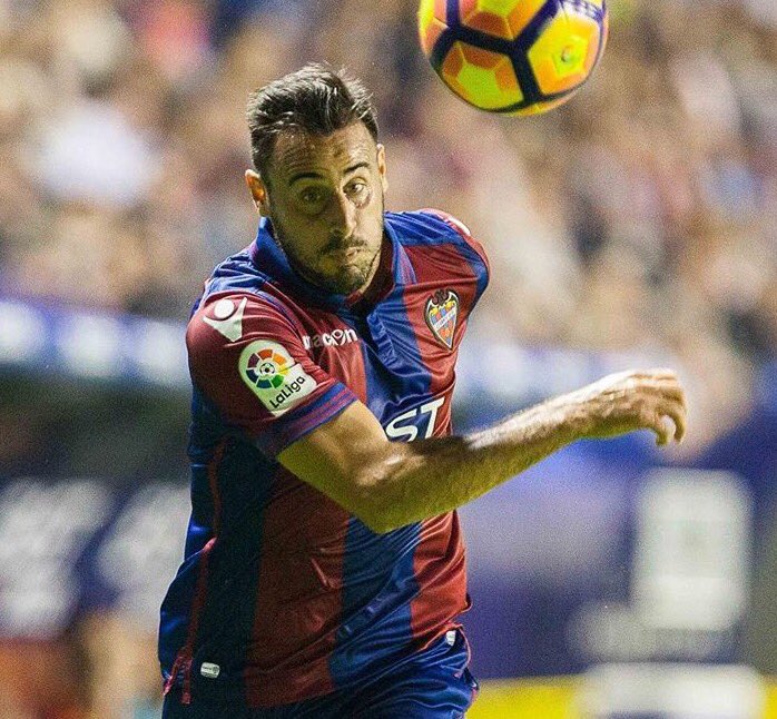 seguiandco's tweet photo. Feliz día, capi!!! 💨🎂🎁🎉🎉🎉 https://t.co/BTF1xmEGYf