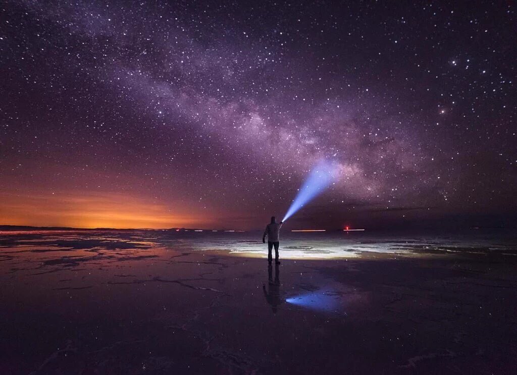 SaraUpdate's tweet photo. ทางช้างเผือก ที่ Bonneville Salt Flats, 
ยูท่าห์, สหรัฐอเมริกา งดงามได้ขนาดนี้!! https://t.co/g0ghjOvfT6