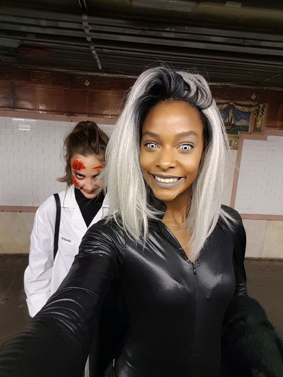 KarlyLoyce's tweet photo. 🎃🎃 Happy Halloween 🎃🎃 #HappyHalloween #Xmen #XMenApocalypse #models #NewYork #Camillehurel https://t.co/8MWEpCp8ht