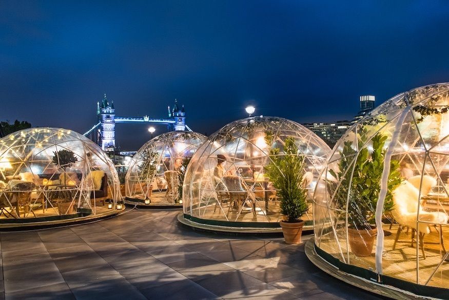 Londonist's tweet photo. Igloos have arrived by the Thames, and you can book one out! https://t.co/Wd31djmlQL https://t.co/ljpF5VGcte
