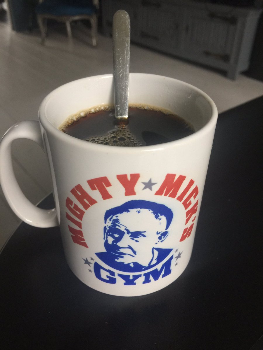 VinnyStash's tweet photo. #RockyBalboa #mightymicks Coffee makes strong legs 😬But remember " woman weaken the legs " https://t.co/BjKttbGaa7