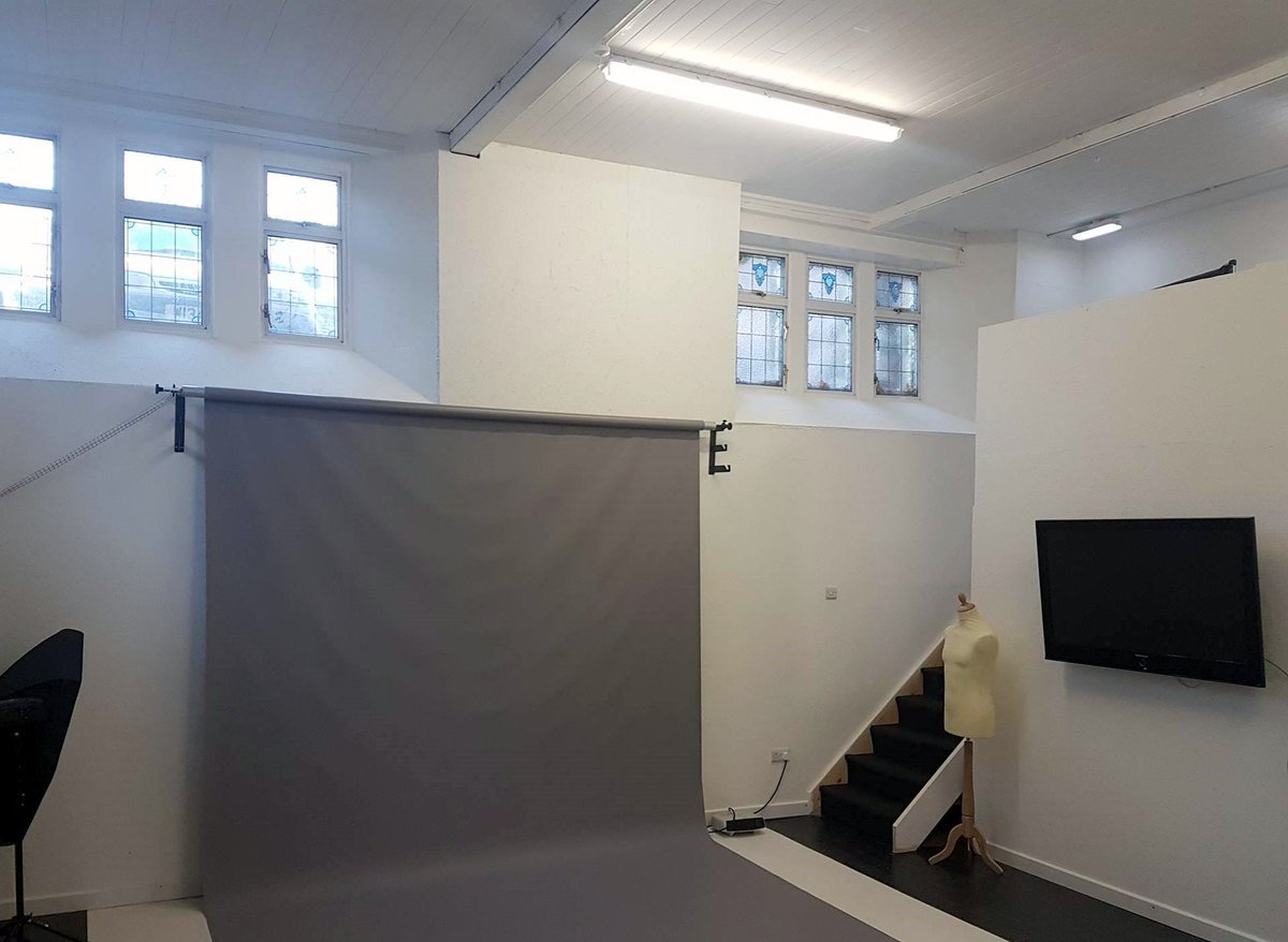 Just got the last bits moved into our new #DesignStudio
Pop in for a Cuppa!
#Harrogate #DigitalMarketing #photography #MooMooSheep #Studio