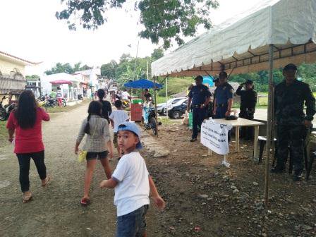 ROMBLONppopcrb's tweet photo. .@sukselalu @SulongRomblon @rpio_mimaropa @pnppio Police Assistance Desk at Dapawan Cemetery, Dapawan, Odiongan, Romblon https://t.co/aSlenOR7T1