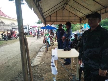 ROMBLONppopcrb's tweet photo. .@sukselalu @SulongRomblon @rpio_mimaropa @pnppio Police Assistance Desk at Dapawan Cemetery, Dapawan, Odiongan, Romblon https://t.co/aSlenOR7T1