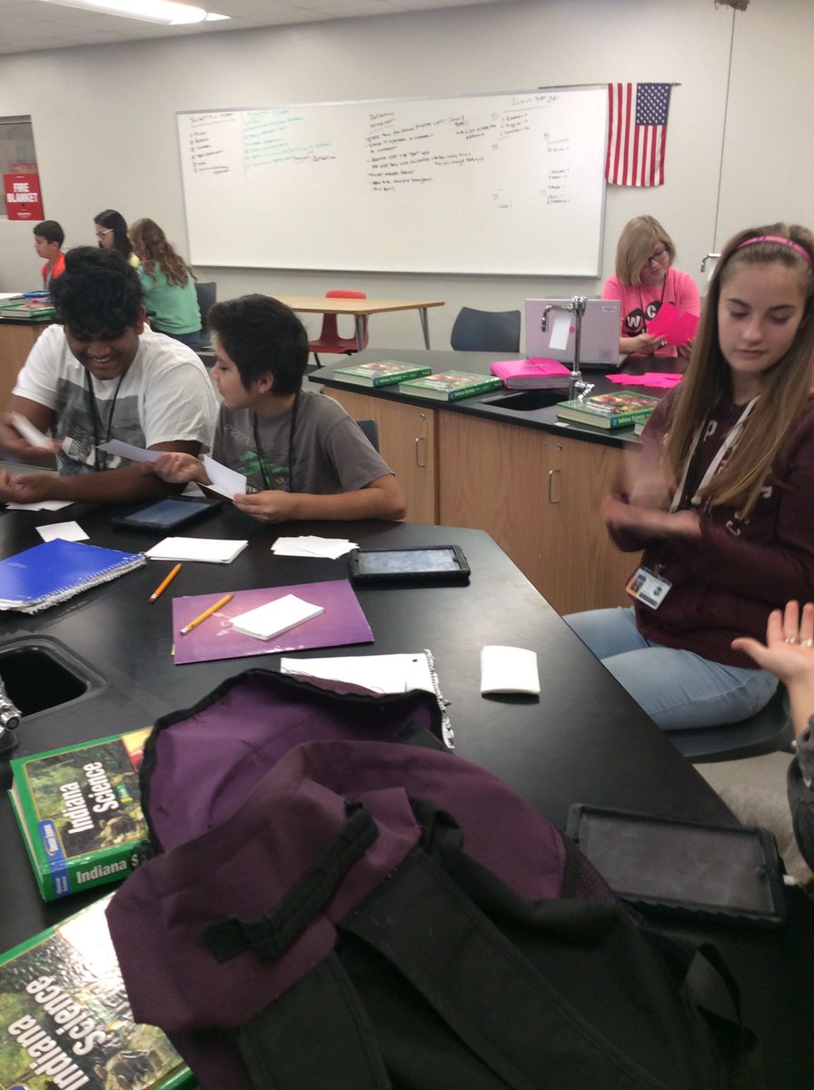 MrHowettSci's tweet photo. Young scientists learning the structures of a cell via "Go Cell Fish" #wcsmission #cellfun  #adayatems https://t.co/4aM3jwZfx2
