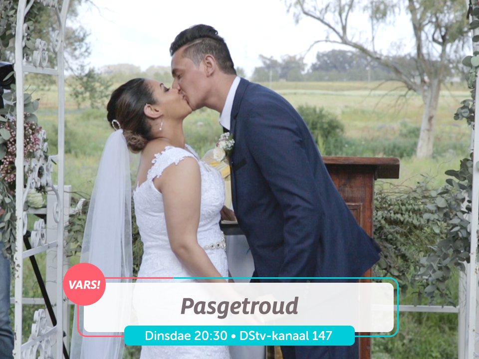 viatv's tweet photo. Dié week op #Pasgetroud: Ons woon die bruilof by van Nicole en Warren by Delsma Farm. https://t.co/GRHjmBvEdd