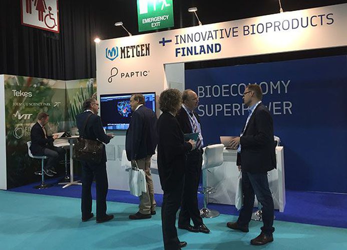 HeinonenJaani's tweet photo. Finnish #MetGen won the John Sime Award. #EFIB2016 also otherwise successful for Finnish #innovativeBioproducts https://t.co/n003svcmup https://t.co/jOlr1Z06L4