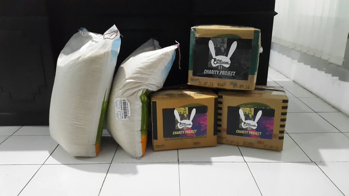 novvatra's tweet photo. [Charity Project #babyzcarenival] Sebagian barang dari babyz telah disumbangkan kepada Panti Asuhan Al-Mubarokah https://t.co/bgCaV2jSzZ