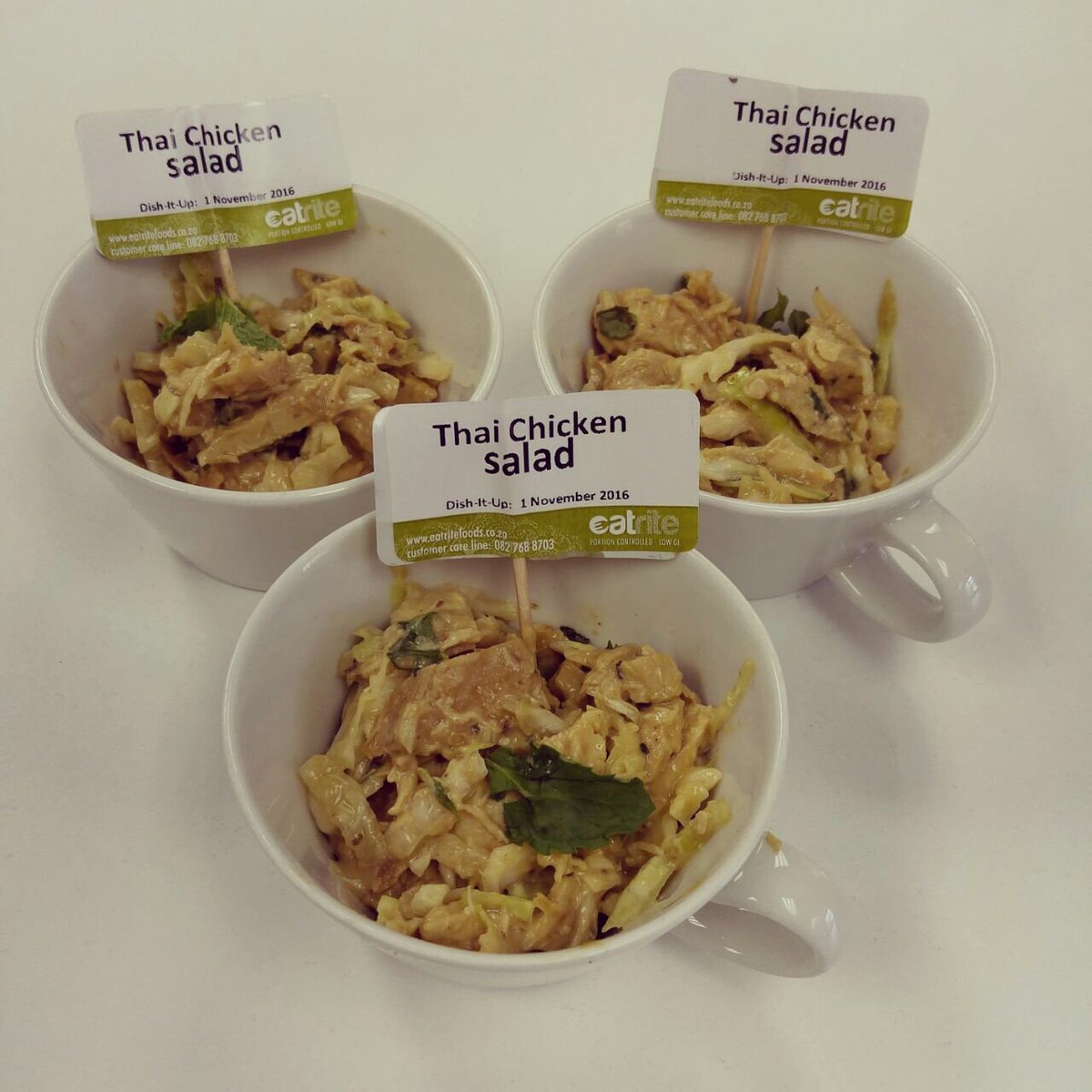 Nothing like a #healthy #delicious Thai chicken salad on a warm summer's day! Thank you <a href="/EATriteFoods/">EATrite</a>