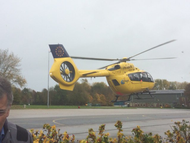 Tweede ambulance helikopter geland op vliegbasis Leeuwarden